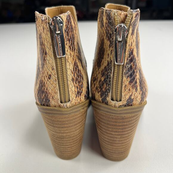 Vince Camuto Gigietta Bootie Snakeskin Stacked Wood Heel Split Shaft Size 7M - Picture 4 of 10